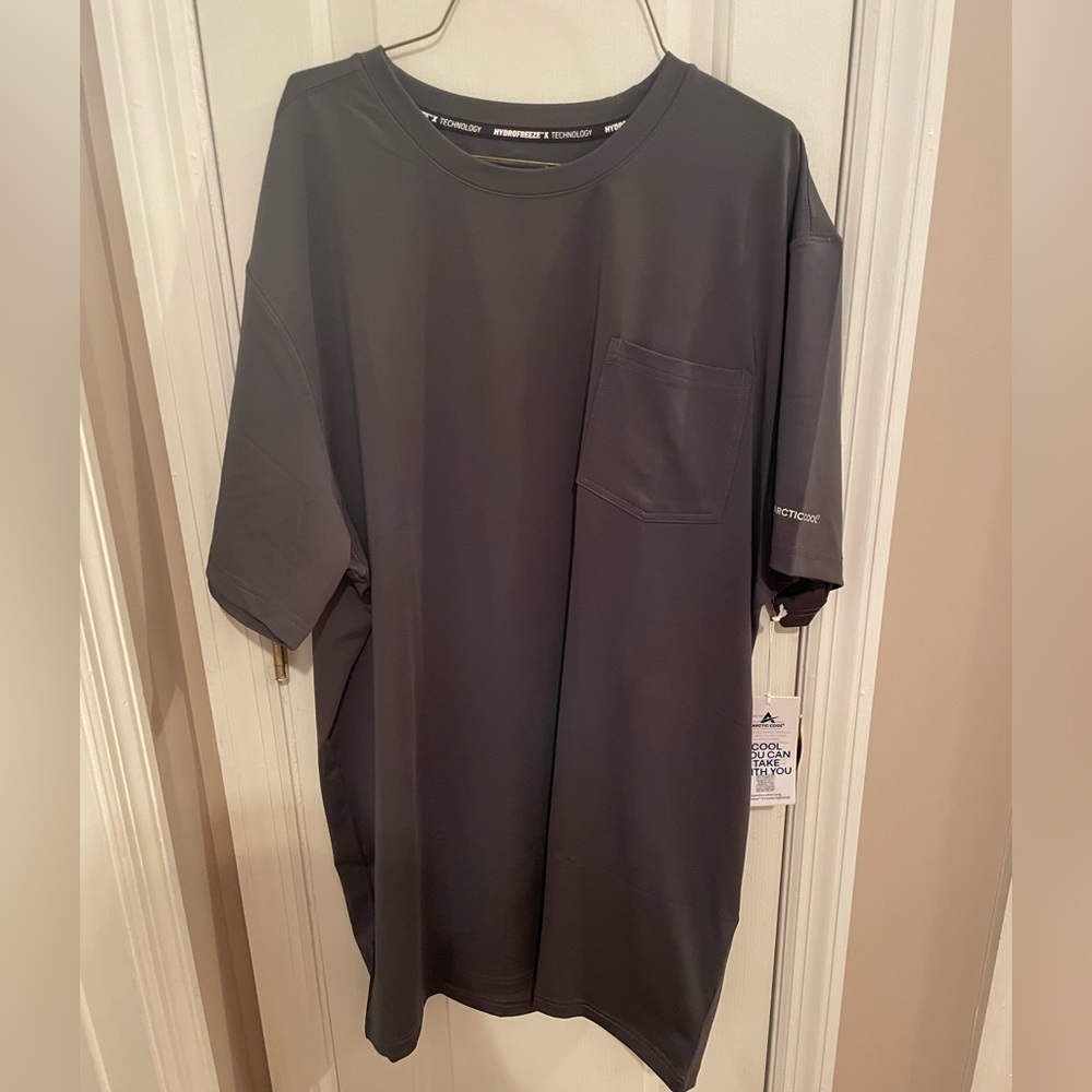 Arctic Cool pocket tee shirt NWT